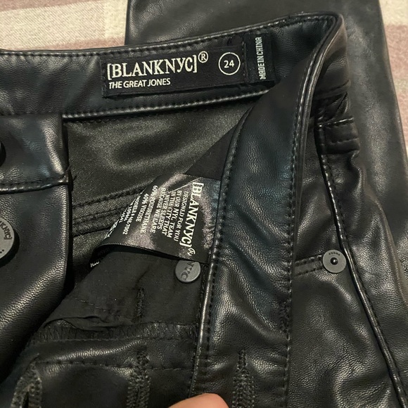 Blank NYC Jeans - Picture 3 of 8